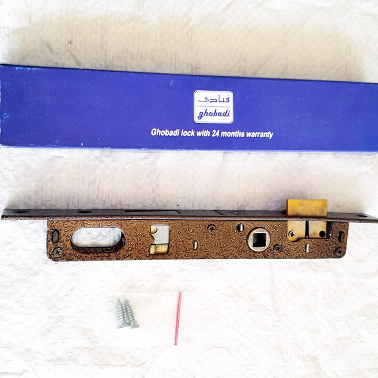 قفل در آهنی